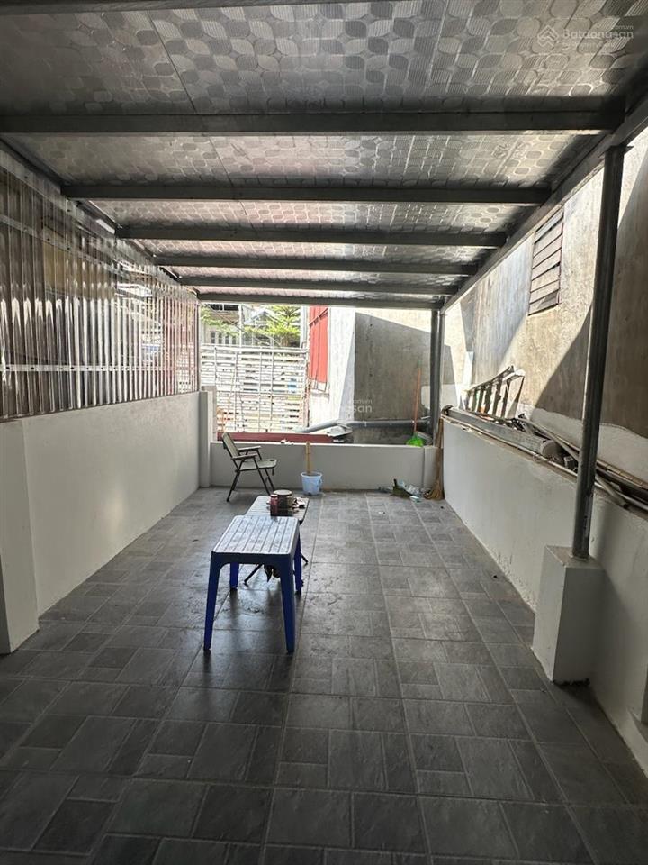Mặt phố kim hoa dt sử dụng 30m. kinh doanh, oto, 2pn