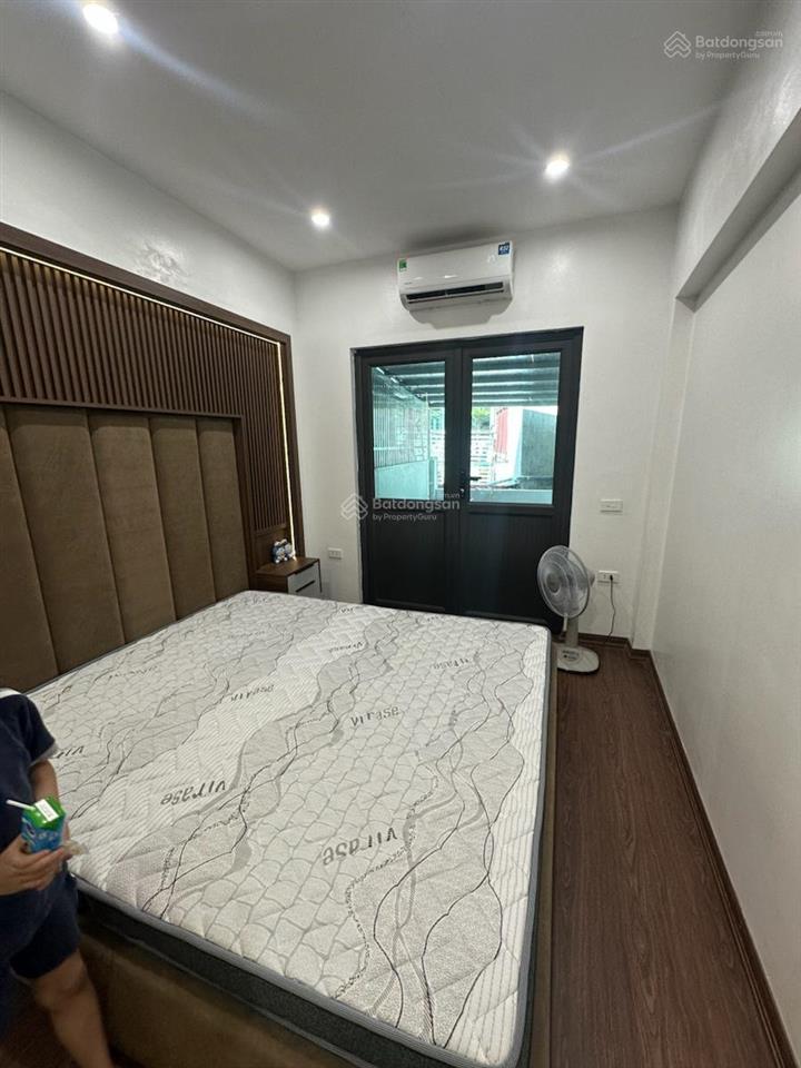 Mặt phố kim hoa dt sử dụng 30m. kinh doanh, oto, 2pn