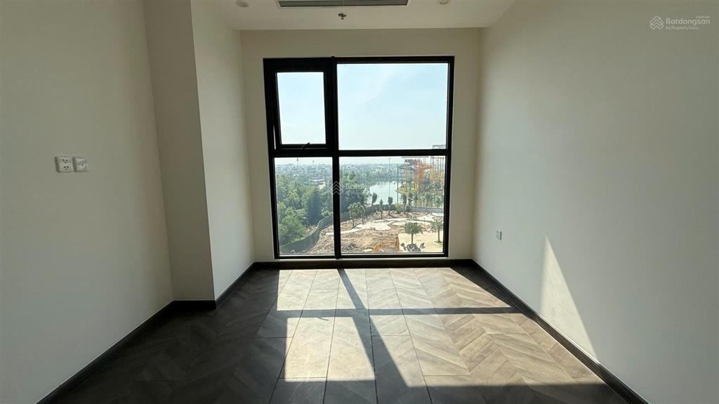 Bán căn 1pn new 100% view sông tầng cao giá 3,532 allin  xem nhà 0934 050 ***