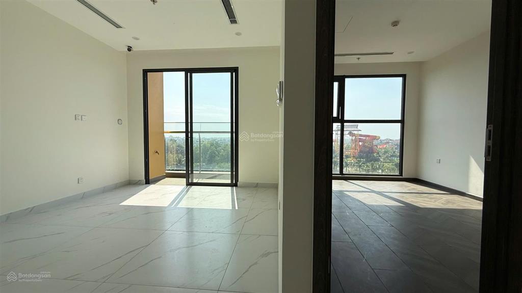 Bán căn 1pn new 100% view sông tầng cao giá 3,532 allin  xem nhà 0934 050 ***