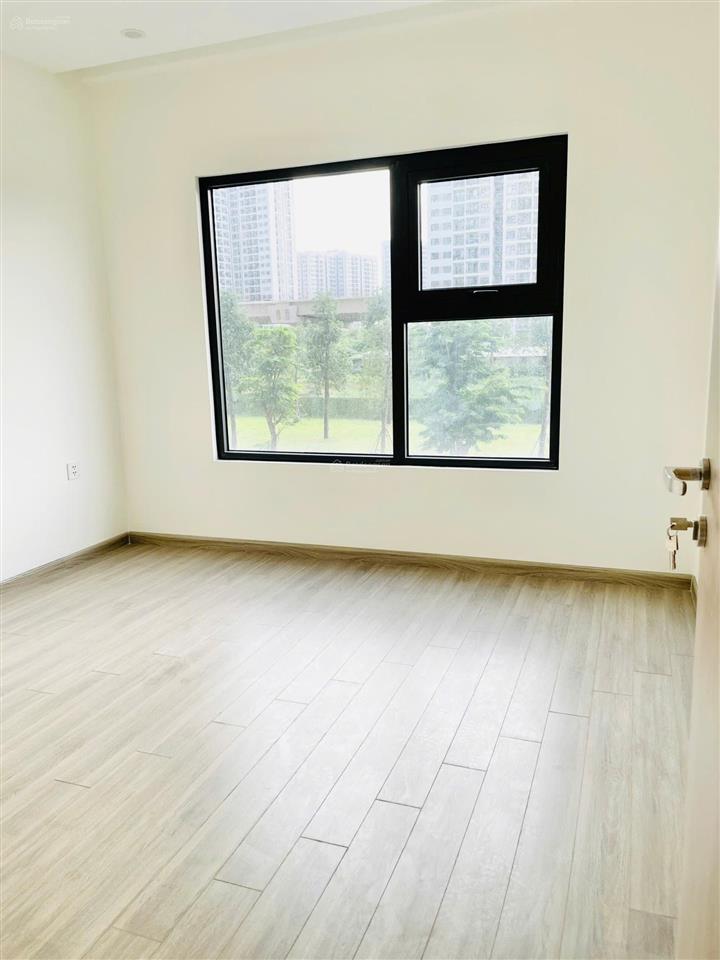 Bán giá chuyển nhượng 3pn tầng thấp nhà mới chủ đầu tư 100%  xem nhà thực tế 0934 050 ***