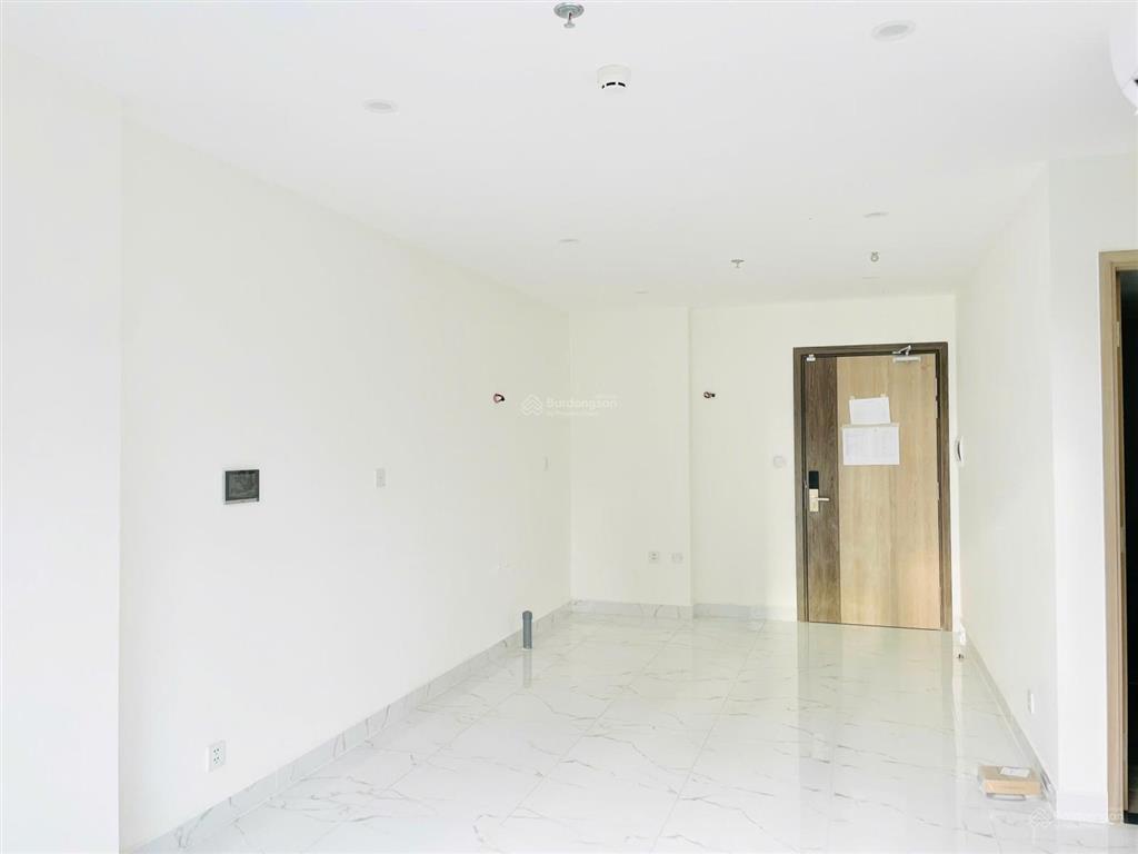 Bán giá chuyển nhượng 3pn tầng thấp nhà mới chủ đầu tư 100%  xem nhà thực tế 0934 050 ***