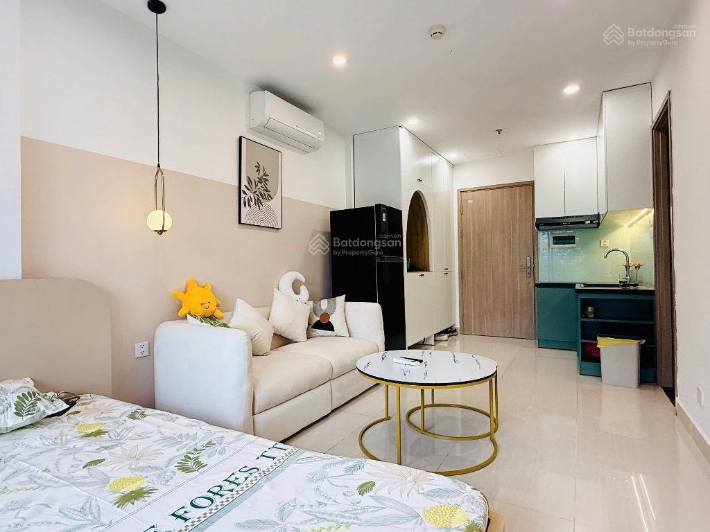 Siêu đẹp căn studio có bancon riêng view trực diện hồ bơi giá 1ty9 allin xem nhà  0934 05/07/95