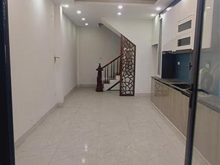 Bán gấp nhà quang trung, gần ô tô, sau nhà mặt phố 35m2 x5t chỉ 7.3 tỷ.