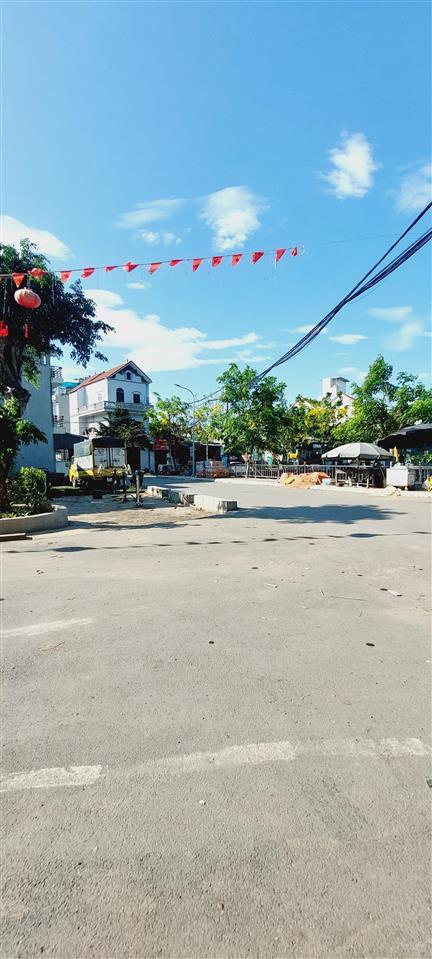 Bán gấp mảnh đất mặt sông xã ứng hòa đường rộng ô tô tránh kinh doanh 90m2, mt5.5m giá 3.1 tỷ