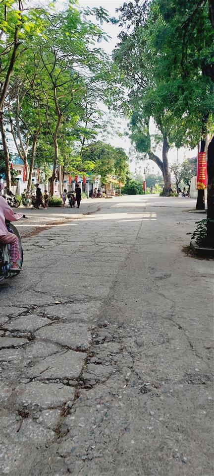Bán gấp mảnh đất mặt sông xã ứng hòa đường rộng ô tô tránh kinh doanh 90m2, mt5.5m giá 3.1 tỷ