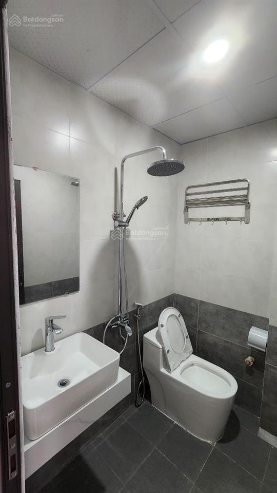 Bán gấp nhà mậu lương mới coong hai thoáng trước sau, gần ô tô, bãi xe 36m2 x5t chỉ 5.6 tỷ.