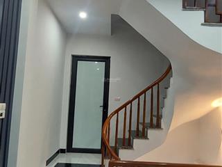 Bán gấp nhà hà đông 5 tầng dân xây gần ô tô 35m2 giá 5.6 tỷ