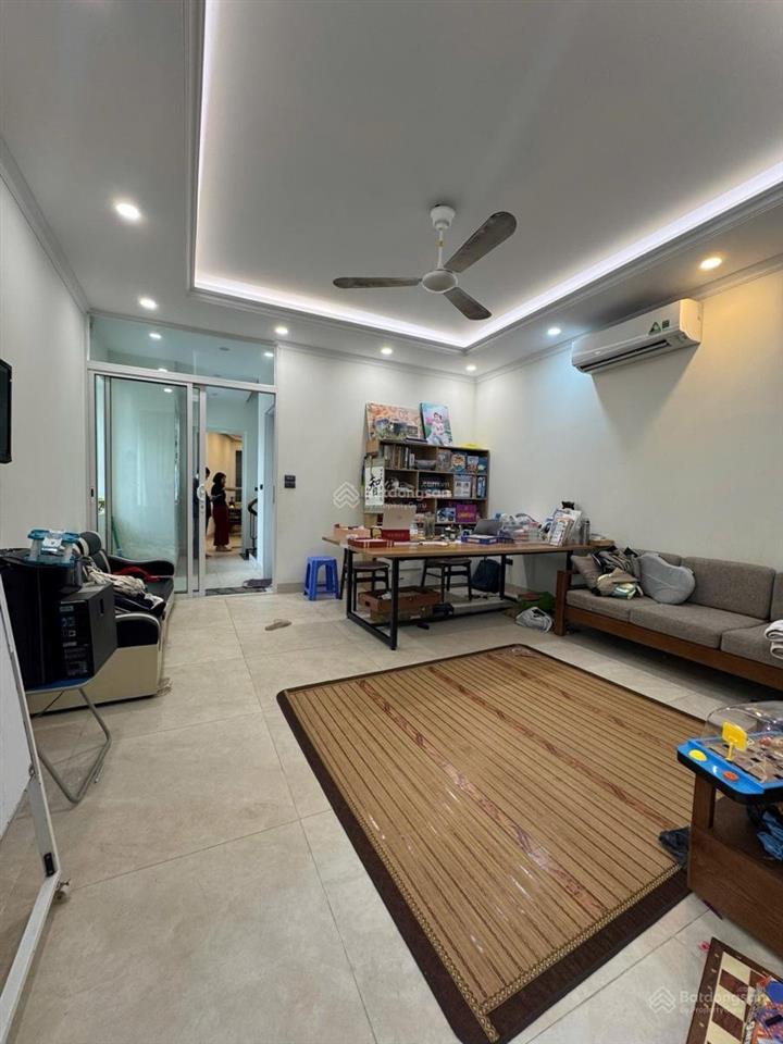 Bán nhanh liền kề kđt dương nội lô góc vỉa hè kinh doanh 65m2 x5t nhỉnh 15 tỷ.