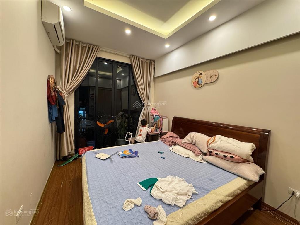 Bán nhà tân triều, 50m ra phố, hai thoáng trước sau 39m2 x4t chỉ 6.5 tỷ.