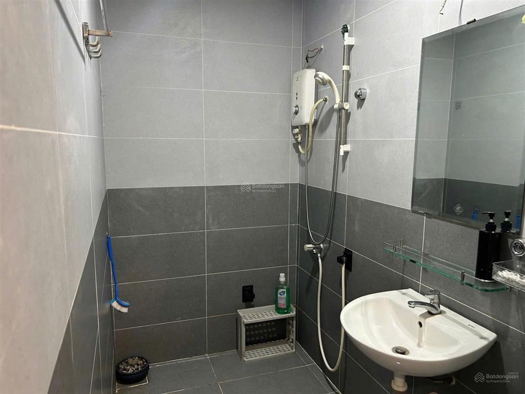 Bán căn hộ cc pegasus, view hồ bơi đẹp, full nội thất chỉ 2,3 tỷ