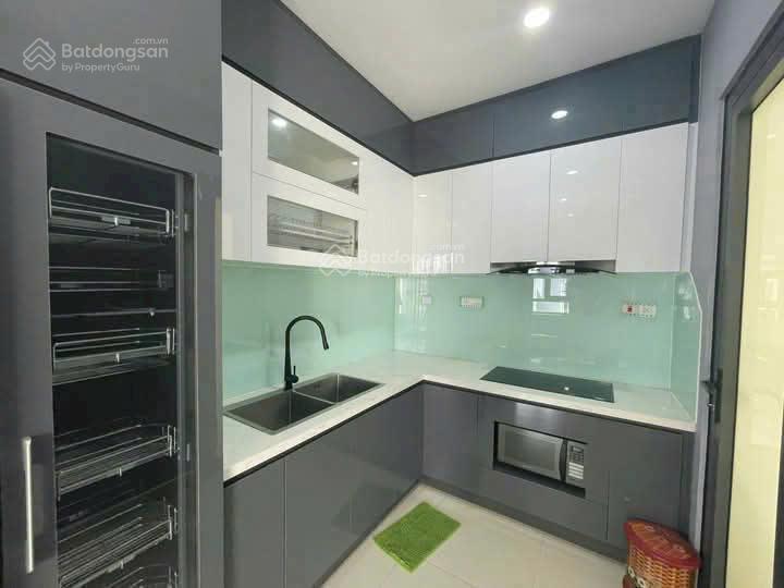 Căn góc chung cư topaz twins 83m2 đầy đủ nội thất xịn xò chỉ 13 triệu/tháng.