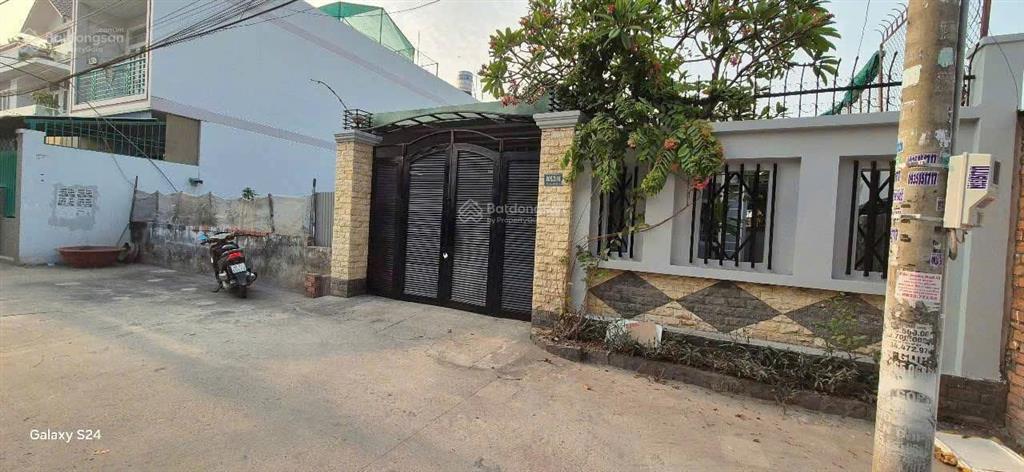 Cho thuê nhà nguyên căn p. tân hiệp gần b5, dt 160m2, có sân ô tô rộng, giá 7 triệu/tháng
