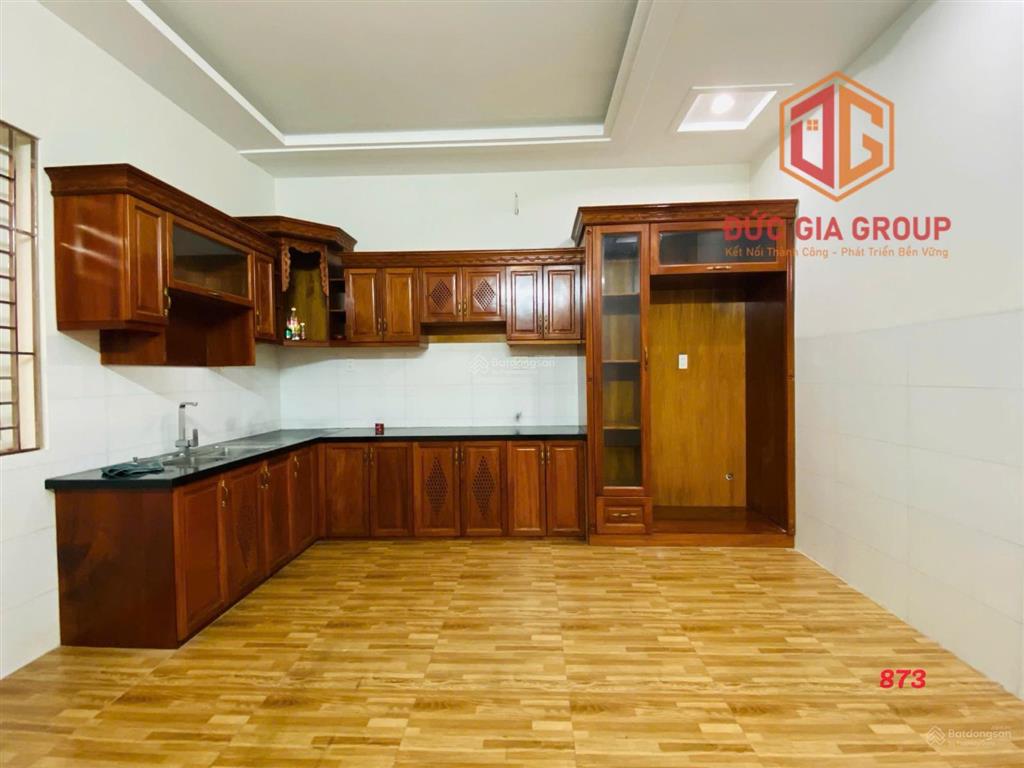 Cho thuê nhà mặt tiền đường n1 khu d2d  vị trí vàng kinh doanh  chỉ 19tr/tháng