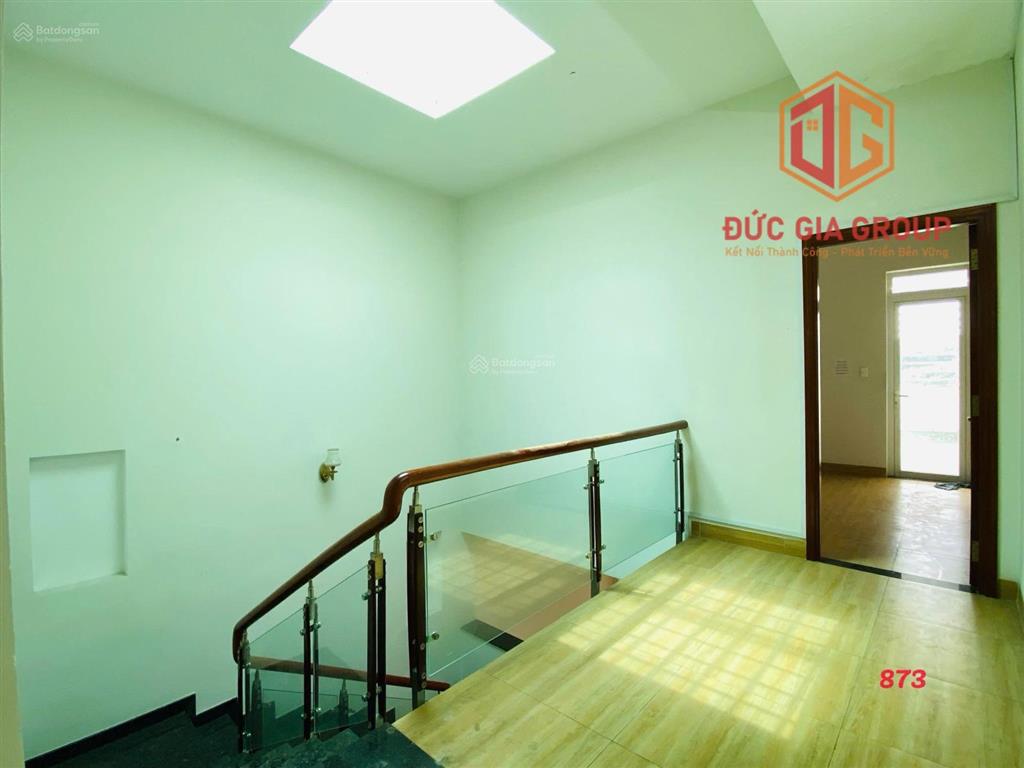Cho thuê nhà mặt tiền đường n1 khu d2d  vị trí vàng kinh doanh  chỉ 19tr/tháng