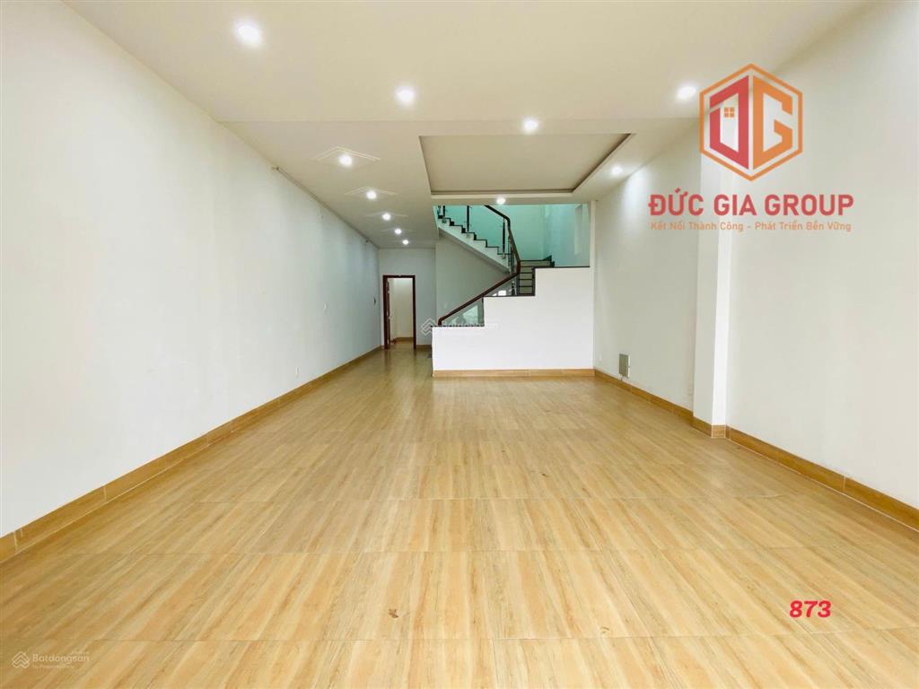 Cho thuê nhà mặt tiền đường n1 khu d2d  vị trí vàng kinh doanh  chỉ 19tr/tháng