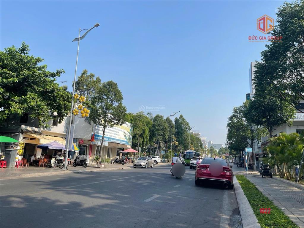 Cho thuê siêu vị trí căn góc 2 mặt tiền ngang 12m đường hà huy giáp  biên hòa