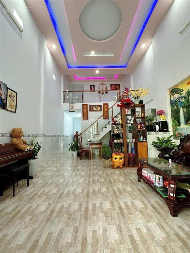 Bán nhà 1t1l, sr, sân oto, gần chợ thanh hoá  trảng dài, chỉ 1tỷ750
