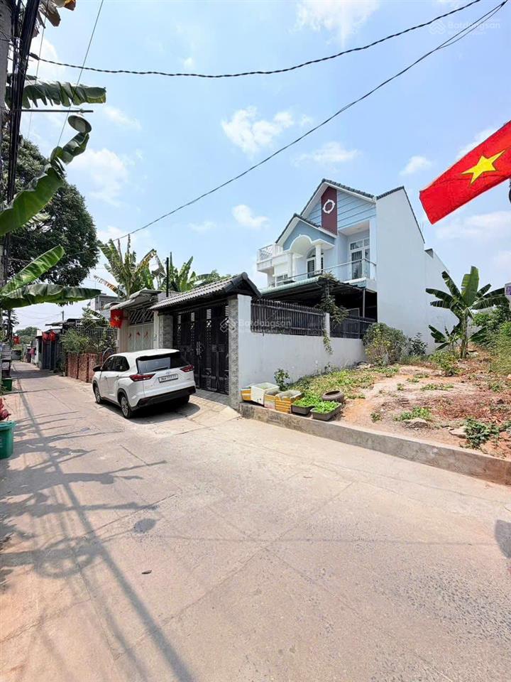 Bán nhà 1t1l, sr, sân oto, gần chợ thanh hoá  trảng dài, chỉ 1tỷ750