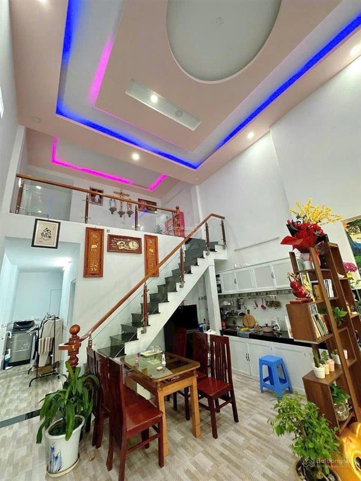 Bán nhà 1t1l, sr, sân oto, gần chợ thanh hoá  trảng dài, chỉ 1tỷ750