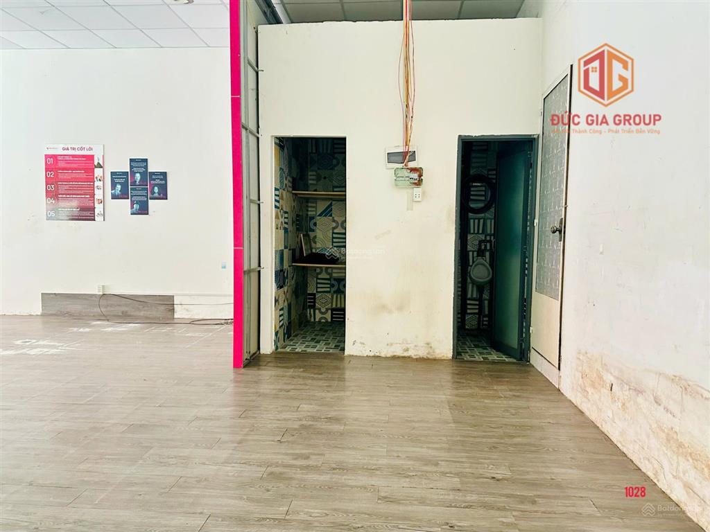Cho thuê mặt bằng 9m ngang mặt tiền phạm văn thuận vị trí đẹp