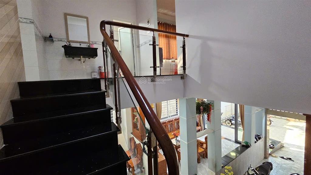 Bán 456m2 nhà + đất + 16 phòng trọ, gần siêu thị lotte, chỉ 12,99 tỷ