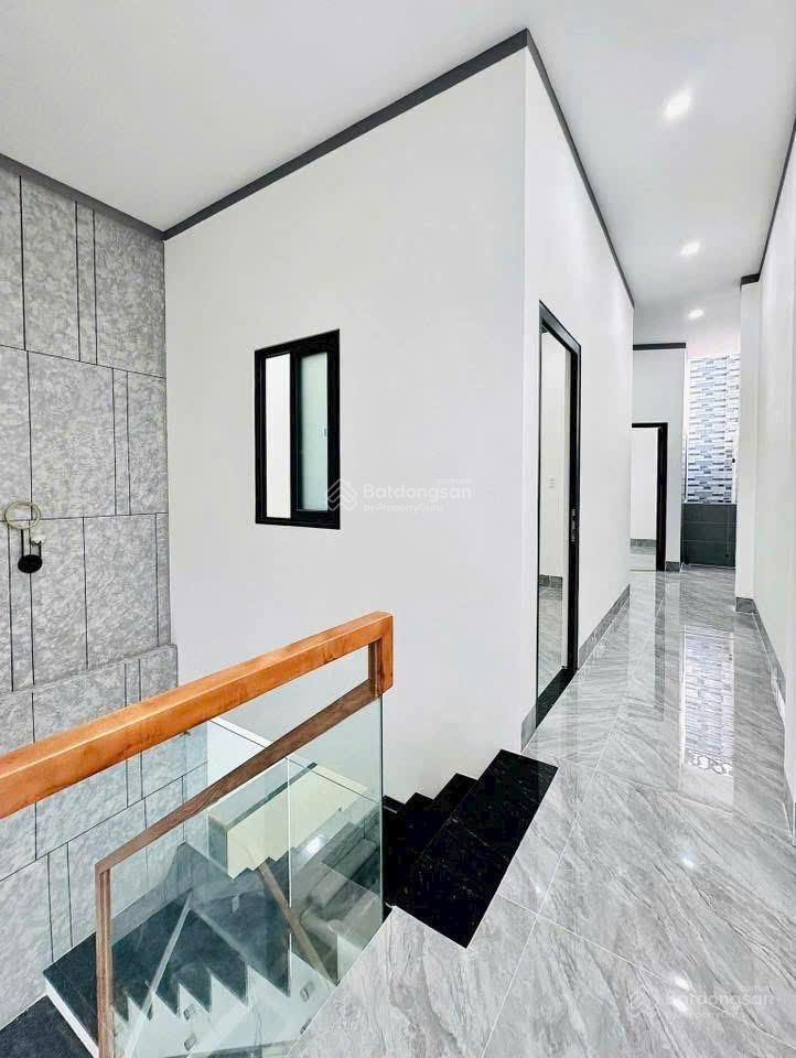 Siêu rẻ! nhà góc, 1t2l, mới đẹp, đường nhựa 5m thông p.tân hiệp chỉ 3tỷ890