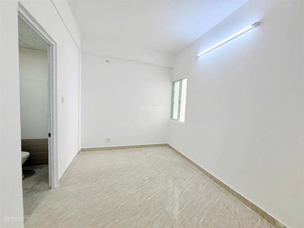 Bán nhanh căn hộ cc hoàng quân, giá rẻ nhất khu vực