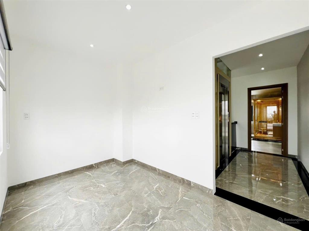 Siêu phẩm nhà phố q12 4x30m full nội thất thang máy 7,38 tỷ