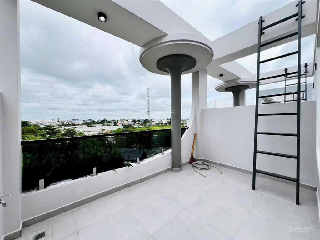 Siêu phẩm nhà phố q12 4x30m full nội thất thang máy 7,38 tỷ