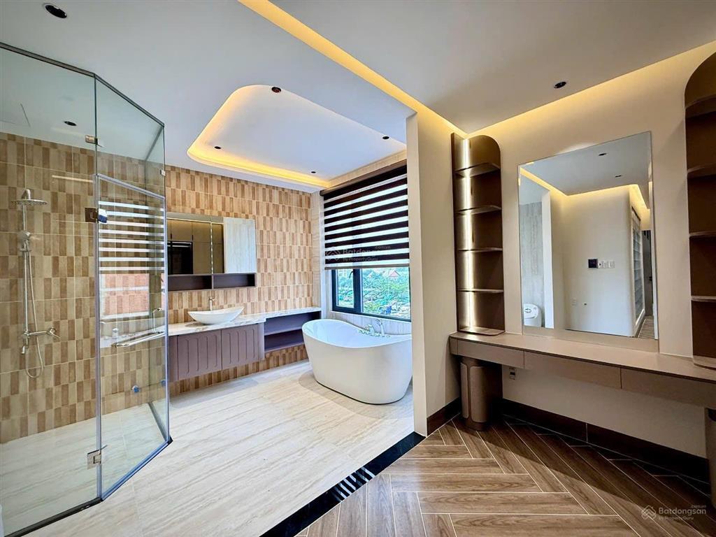 Nhà hà đô riverside q12, 5x14m thang máy 450kg full luxury