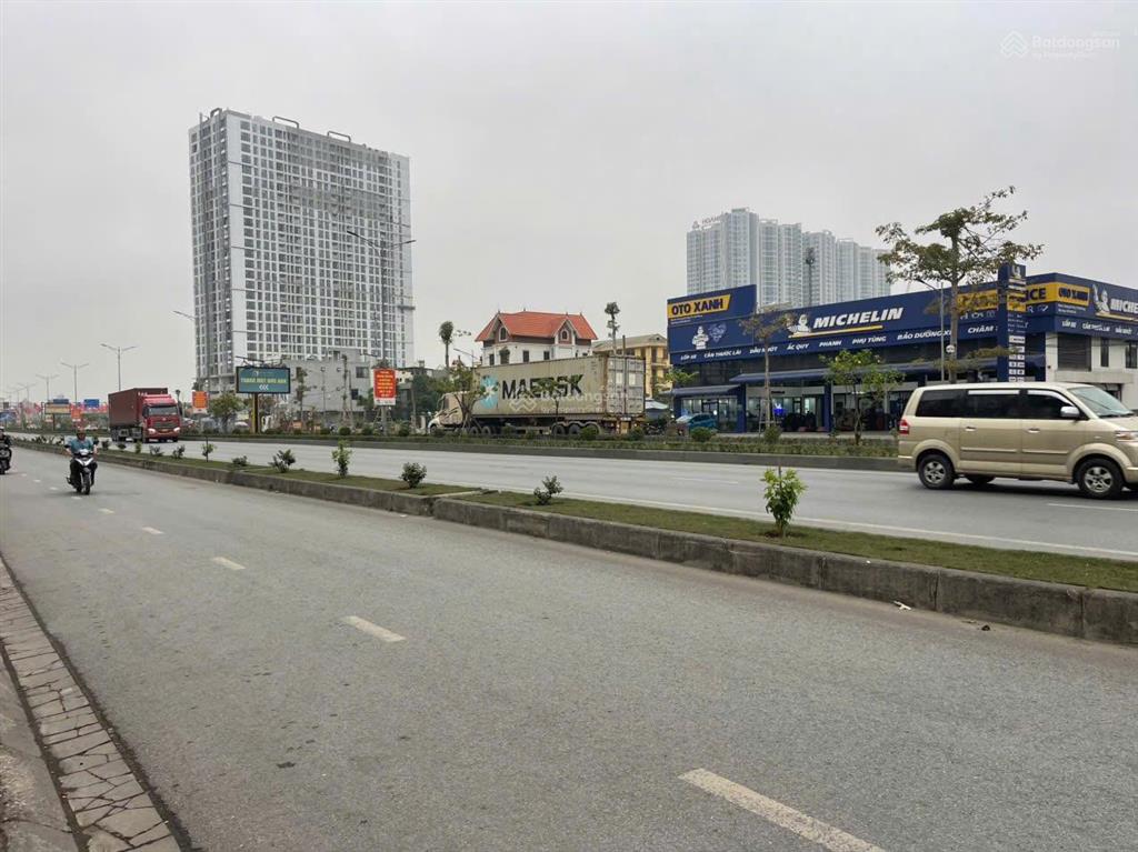 Bán đất mặt đường bùi viện đoạn đối diện waterfront  diện tích 250.5m2 ngang 15m dài 16.7m