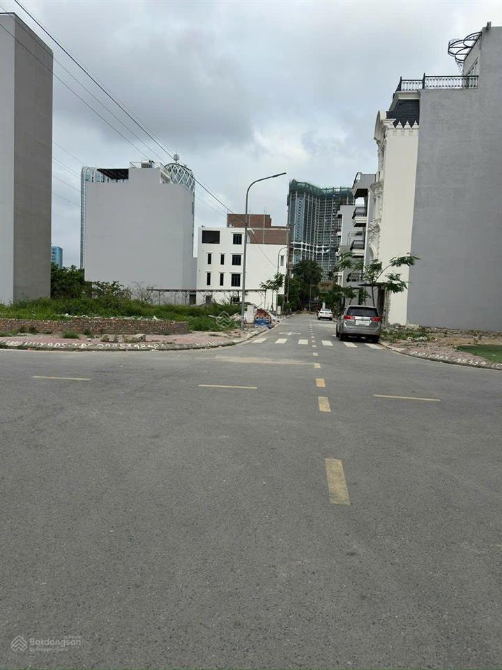 Tđc cây đa  gia viên  hải phòng diện tích 63m2  ngang 4,5m vị trí đẹp tuyến 2 bạch thái bưởi