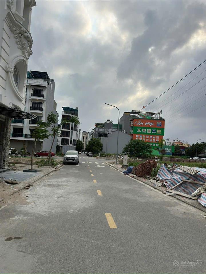 Tđc cây đa  gia viên  hải phòng diện tích 63m2  ngang 4,5m vị trí đẹp tuyến 2 bạch thái bưởi