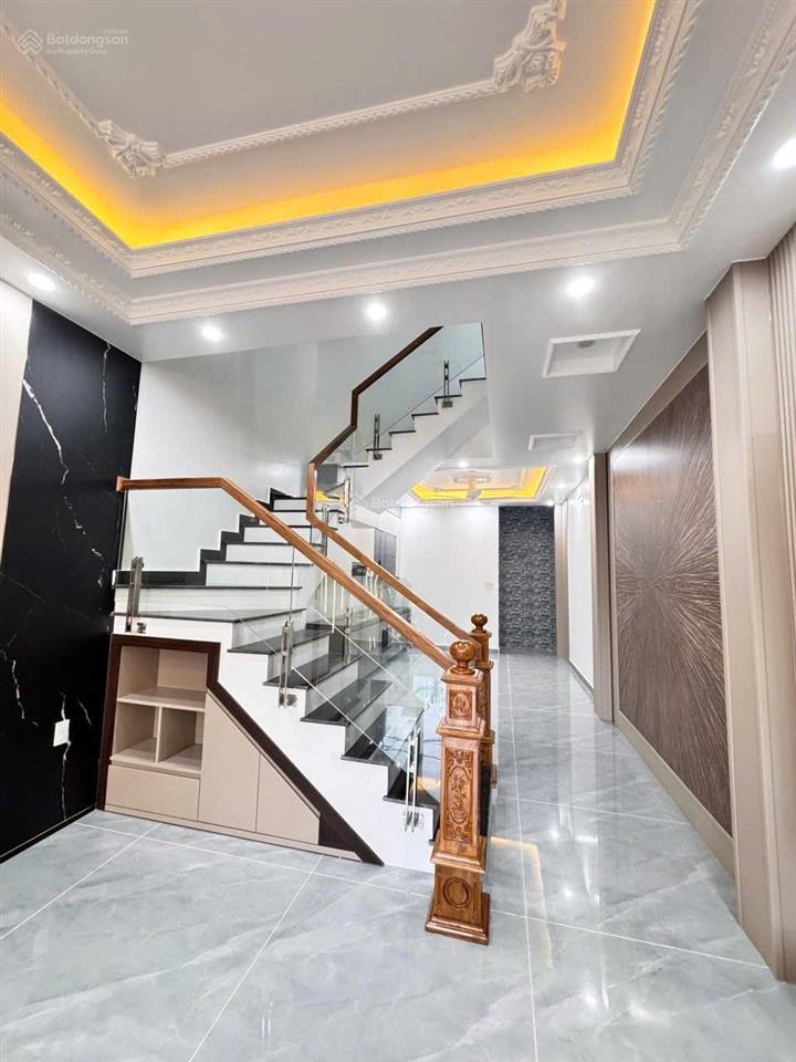 Bán nhà xây mới phố trung hành hải an