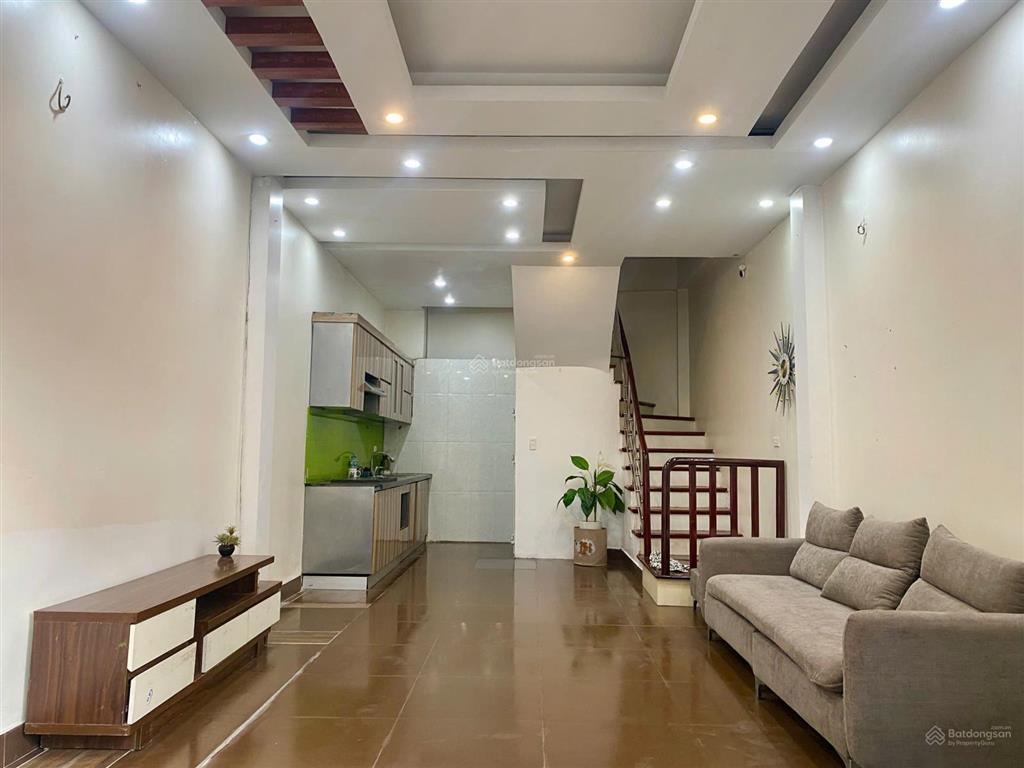 Cho thuê nhà riêng tại ngọc thụy, giá cực chất 11 triệu, 40m2, 3pn, 3wc