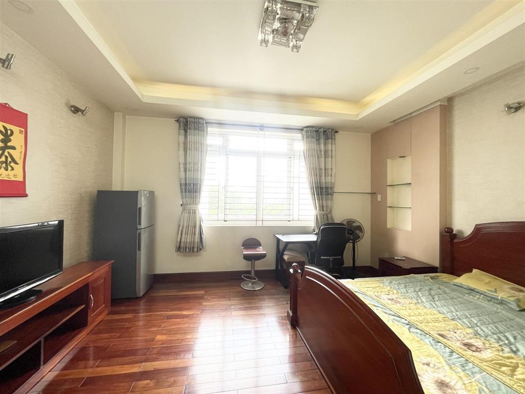 Cho thuê phòng full nội thất khu nam long trần trọng cung, quận 7, 35m2, giá 4.5 triệu.