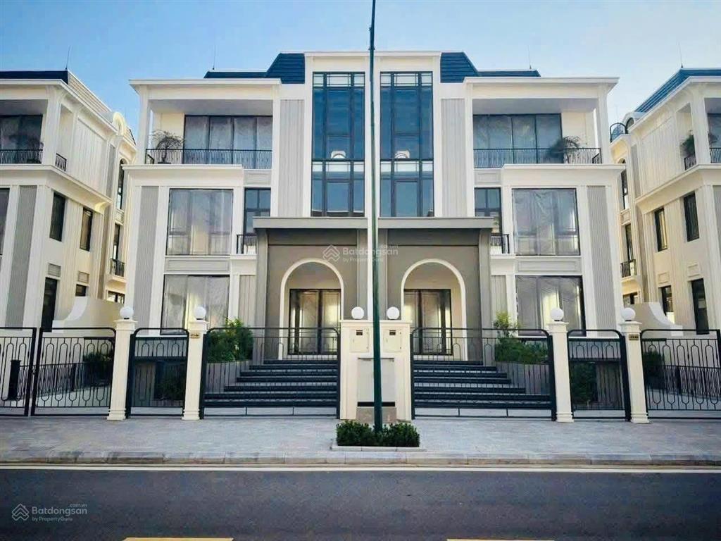 Ngoại giao biệt thự khu p ciputra
