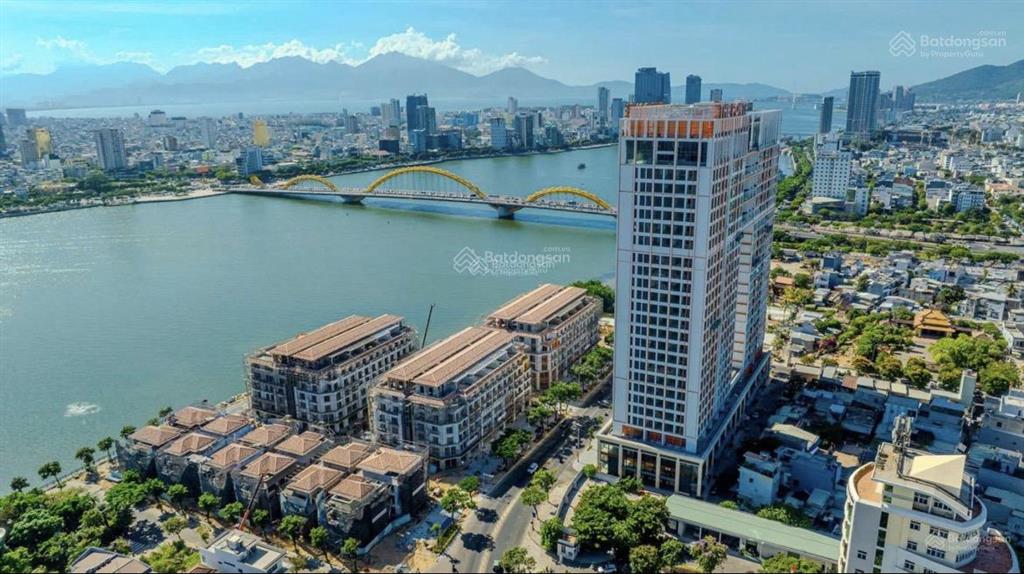 Mình chính chủ căn góc 12 tòa t1 view sông trực tiếp. bán nhanh cắt lỗ