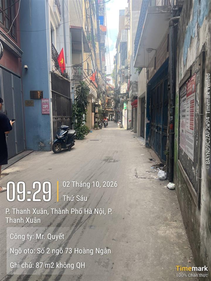 Bán gấp nhà cũ ô tô vào nhà thoải mái
