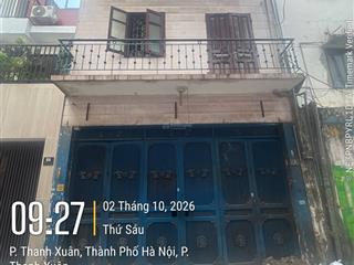 Bán gấp nhà cũ ô tô vào nhà thoải mái