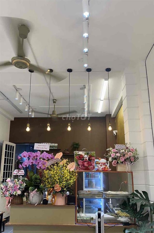 Chính Chủ Cho Thuê MB 57 Vĩnh Hội Quận 4