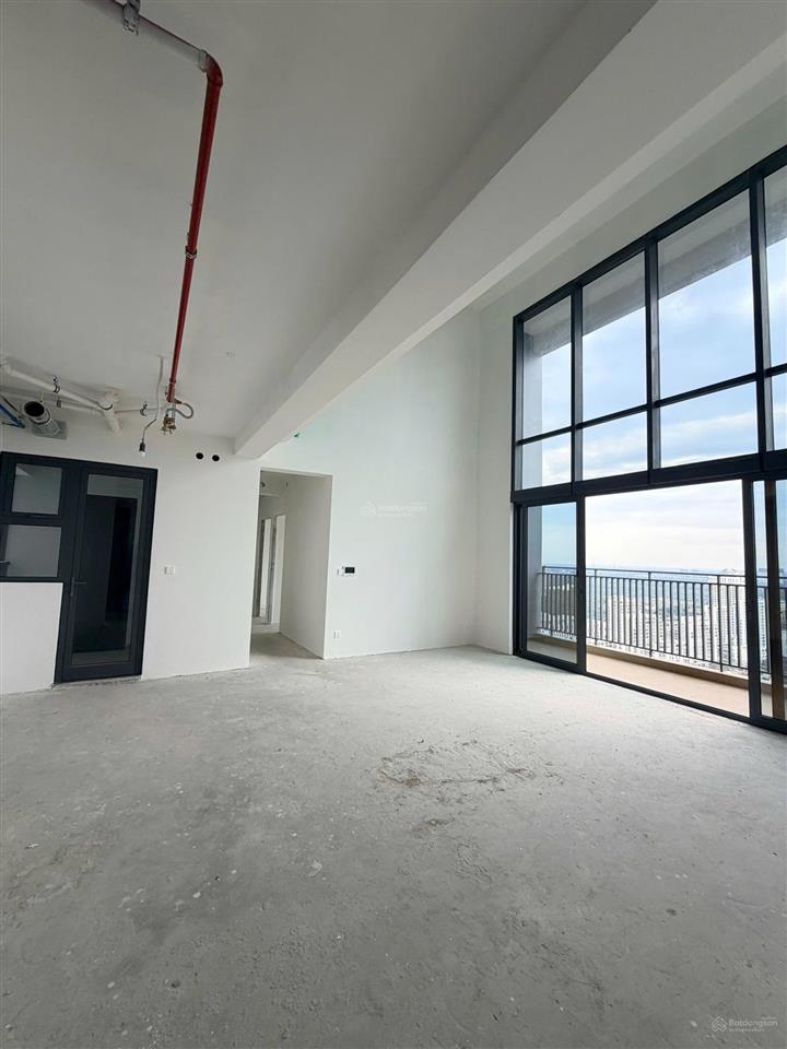 Hiếm có căn 4pn duplex infiniti diện tích 177m2, bàn giao thô, giá 17tỷ5.  0909 333 *** duyên