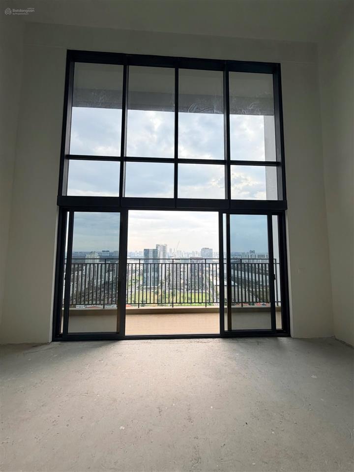 Hiếm có căn 4pn duplex infiniti diện tích 177m2, bàn giao thô, giá 17tỷ5.  0909 333 *** duyên