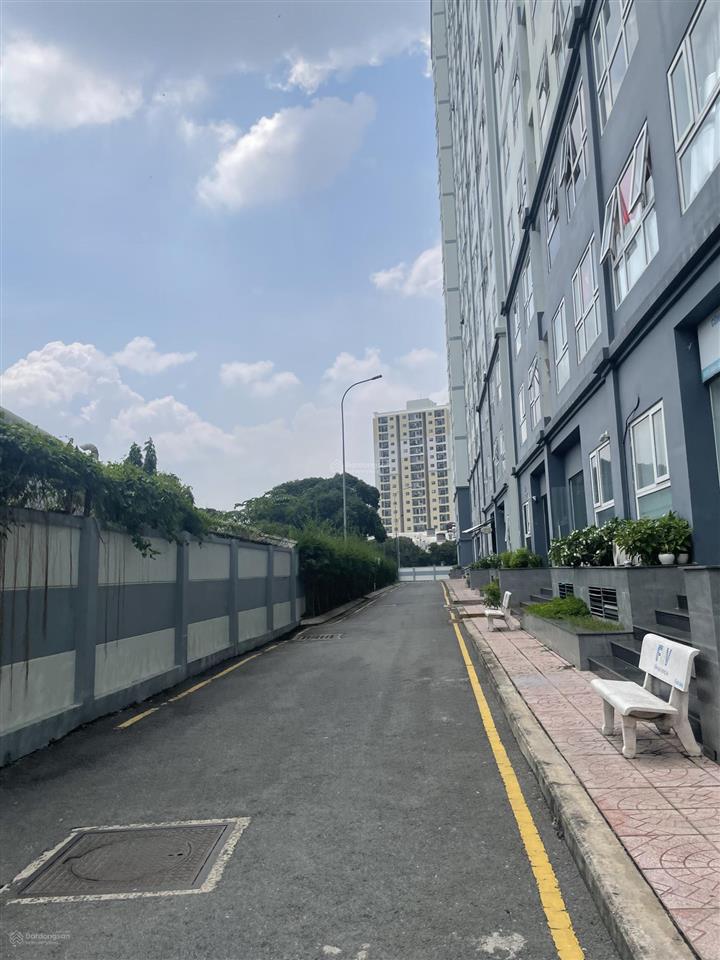 Cho thuê shophouse chung cư sài gòn gateway diện tích 63m2 giá 12tr/tháng.  0909 333 *** duyên