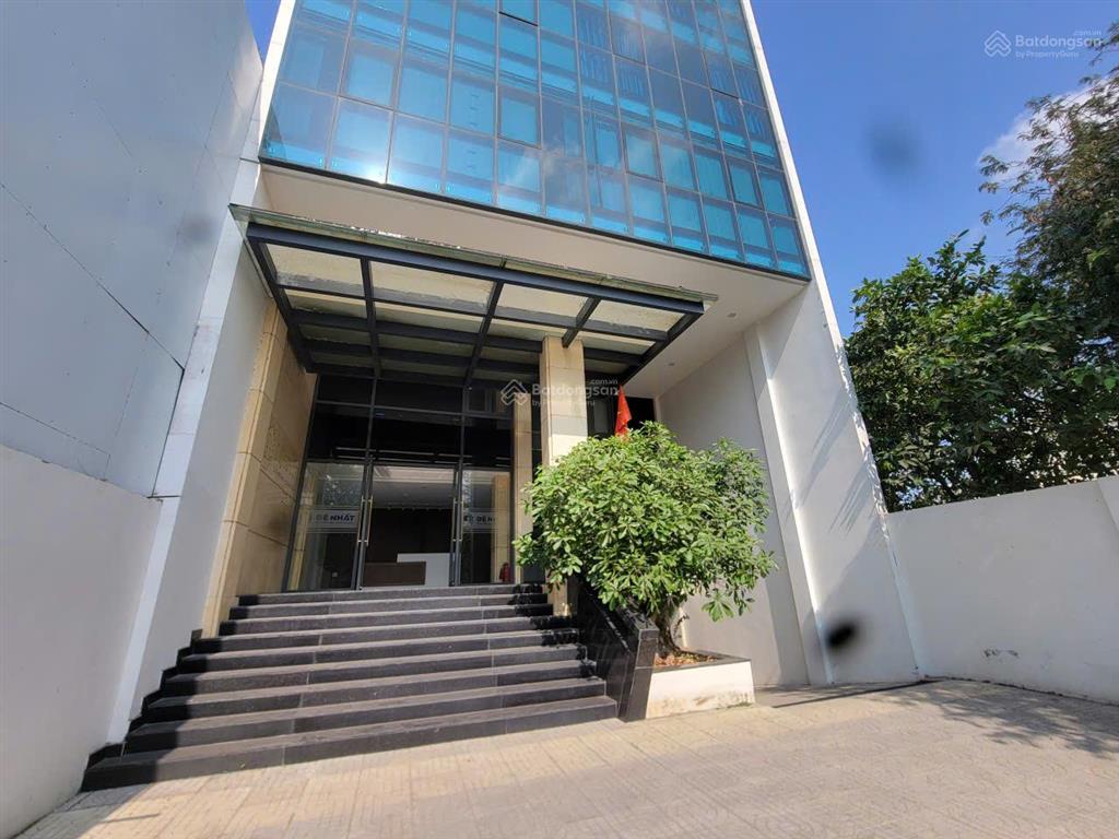 Cho thuê sàn tầng trệt tòa nhà văn phòng đẹp, mt đường vườn lài, 25 triệu, 230m2, nhiều tiện ích