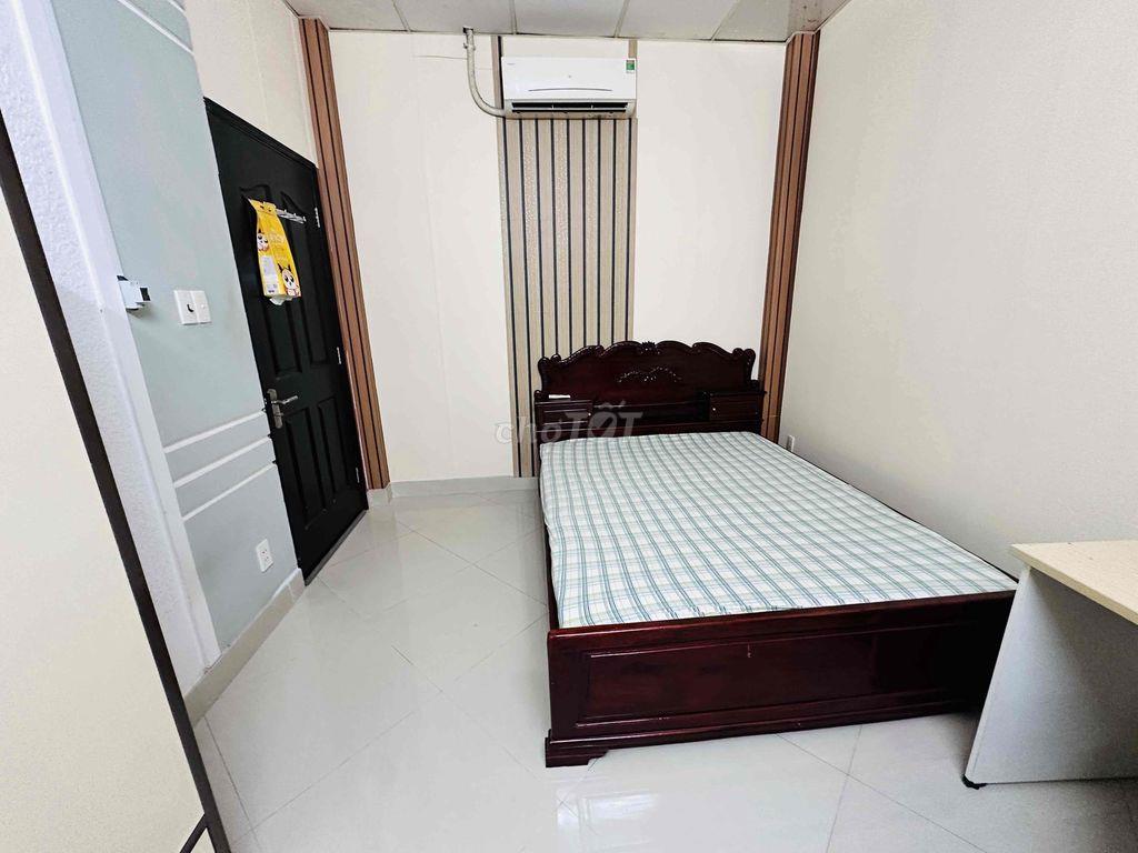PHÒNG MÁY LẠNH ĐẦY ĐỦ NỘI THẤT
