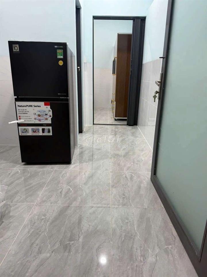 cần cho thuê phòng mới xây.full nội thất.ngay gigamall phạm văn đồng