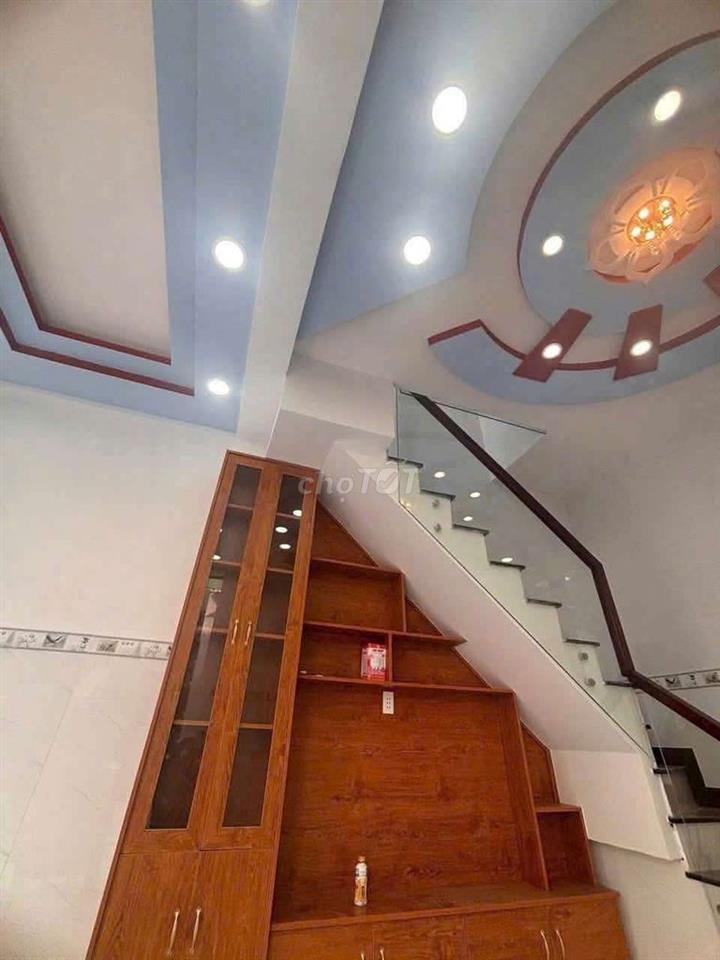 cân cho thuê nhà nguyên căn linh tây