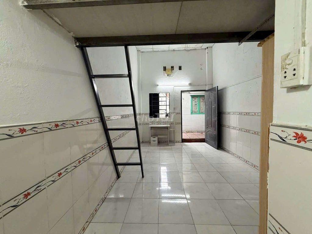 cần cho thuê phòng trọ ngay cao đẳng Vinatex.chơ bến đò